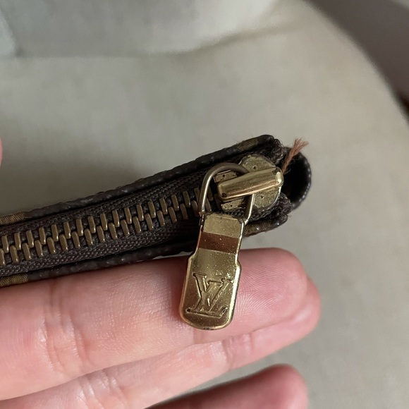 Louis Vuitton Monogram Makeup Cosmetics Bag Case - Picture 5 of 9